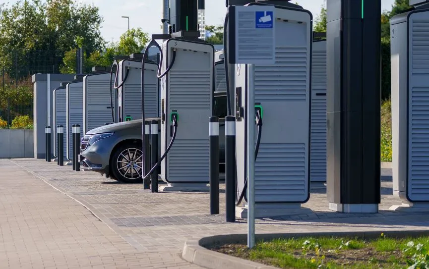 Smart EV Energy Management in Dubai charging station