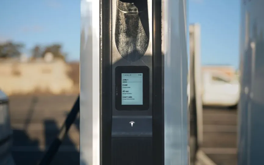 EV Charging Infrastructure in Al Quoz for delivery fleets in Dubai